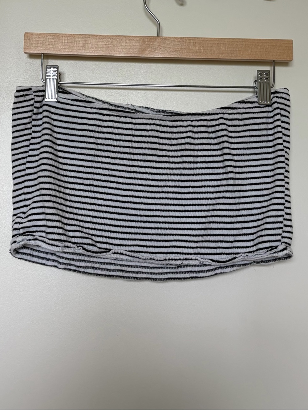 American Eagle Outfitters Black and White Striped Tube Crop Top